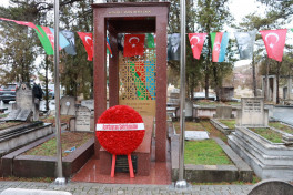 Azerbaijani Ambassador to Türkiye visits grave of Mahammad Amin Rasulzade