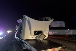 Fuel tanker truck and locomotive collusion in Azerbaijan leaves one injured -PHOTO -VIDEO 