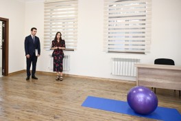 Leyla Aliyeva visits Sheki city Art School - PHOTO 