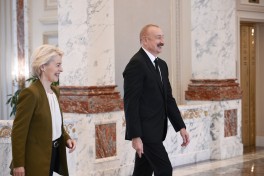 President Ilham Aliyev held one-on-one meeting with President of the European Commission