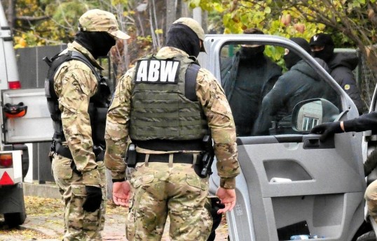 Poland detains two men suspected of spying for Belarus