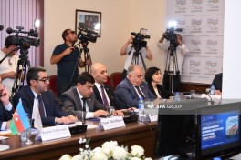 Azerbaijan presents report on Armed Forces' peacekeeping operations - PHOTO 