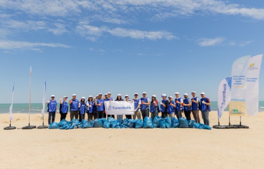 TuranBank conducts beach cleanup campaign on the Caspian coast in cooperation with the Ministry of Ecology and Natural Resources