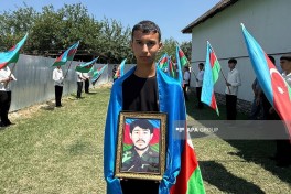 Remains of missing First Karabakh War martyr laid to rest in Ujar - PHOTO 