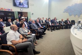 ADY discusses expansion of Railway Cooperation with Russia and Iran