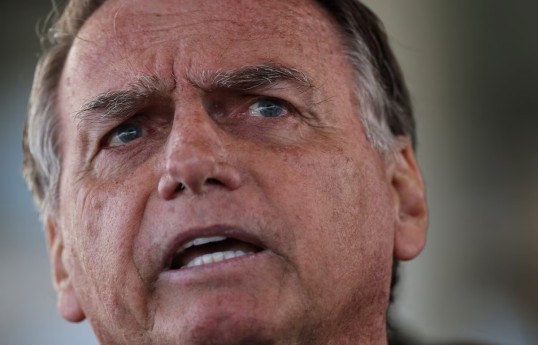 Brazil's Bolsonaro to remain under house arrest