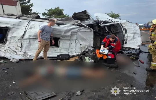 Nine killed, eight injured in Ukraine road collision
