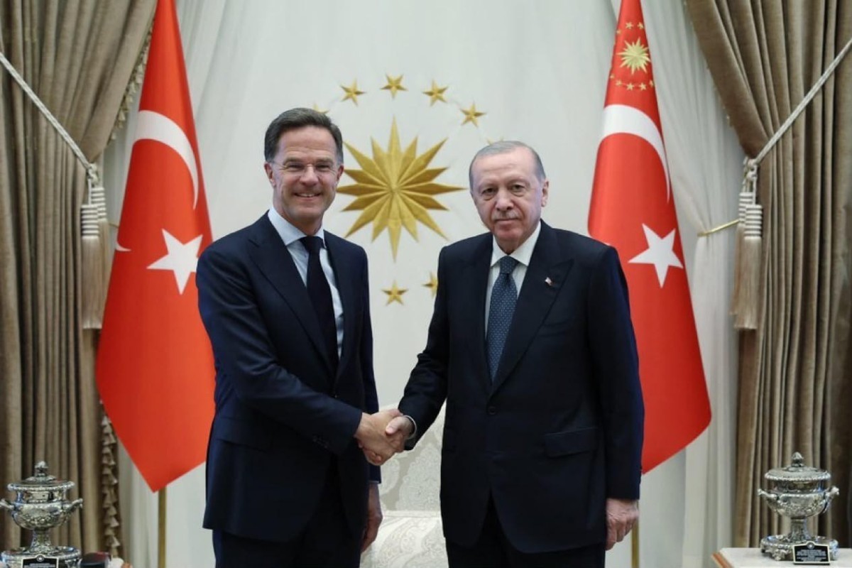 Erdoğan meets with NATO Secretary General