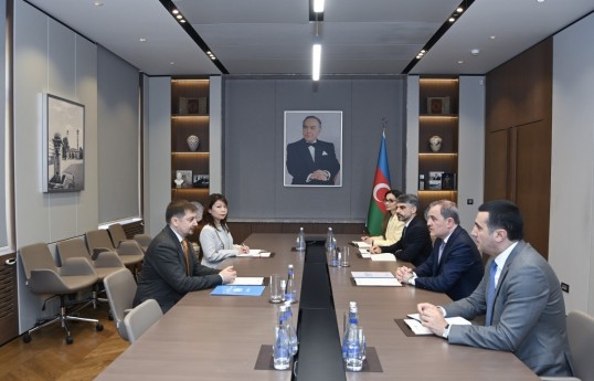 Jeyhun Bayramov meets with UN's new Resident Coordinator in Azerbaijan