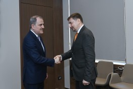 Jeyhun Bayramov meets with UN's new Resident Coordinator in Azerbaijan