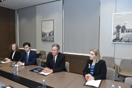 Jeyhun Bayramov meets with member of the U.S. Senate Foreign Relations Committee