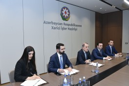 Azerbaijan's foreign minister meets with Speaker of Zimbabwe's National Assembly