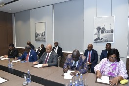 Azerbaijan's foreign minister meets with Speaker of Zimbabwe's National Assembly