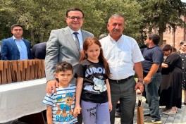 Azerbaijan sends next relocation convoy to two villages in Khojavend, families receive house keys  - UPDATED 