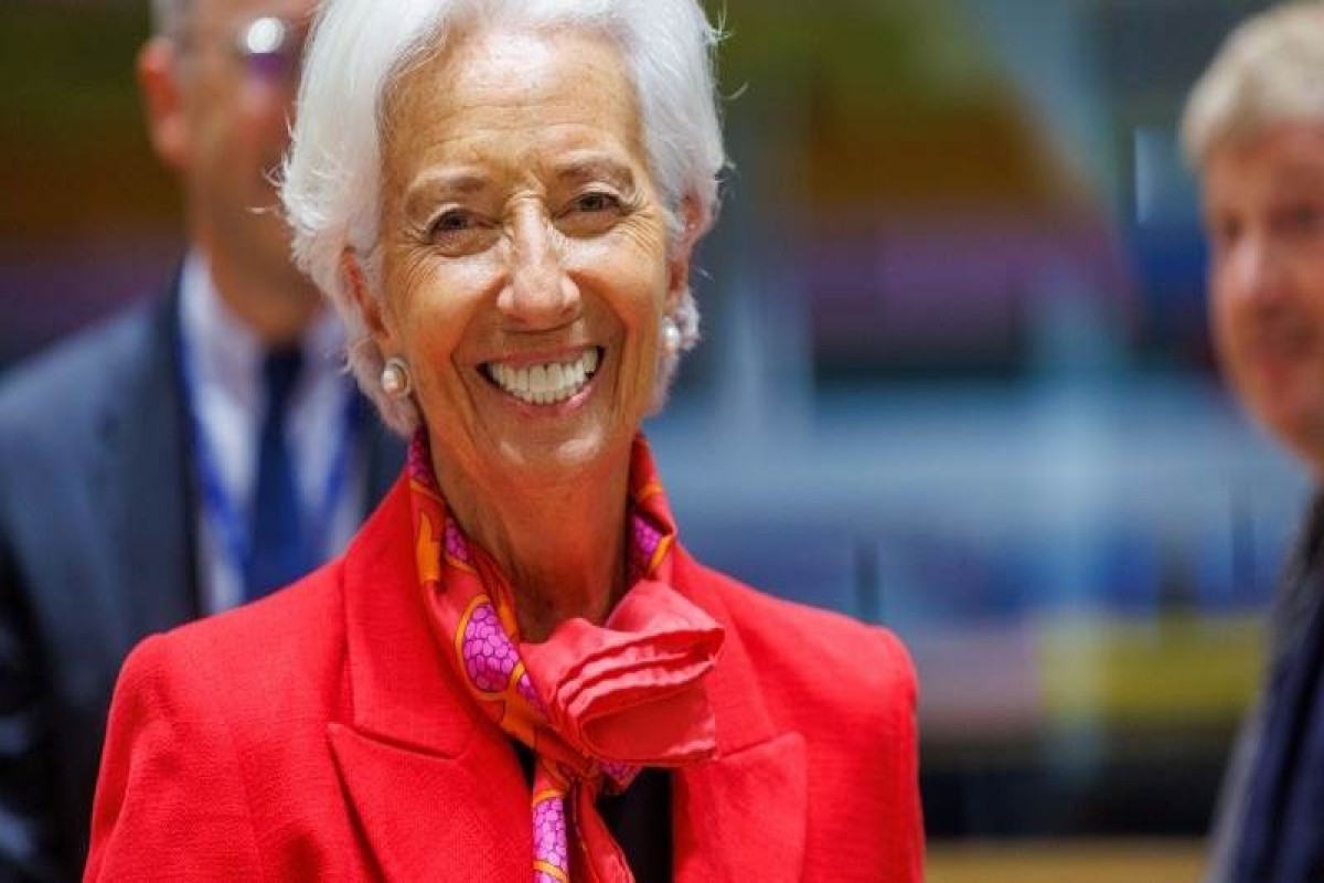 Lagarde says she will not run for France