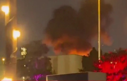 Iranian port city hit by power cuts amid fresh US strikes
