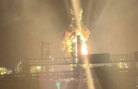 Ukraine strikes 18 Russian vessels, key oil facilities overnight