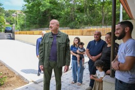 President Ilham Aliyev inspected restoration works in Shusha’s Kichik Galaderesi village and met with returning residents - PHOTO 