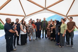 President Ilham Aliyev inspected restoration works in Shusha’s Kichik Galaderesi village and met with returning residents - PHOTO 