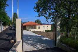 President Ilham Aliyev inspected restoration works in Shusha’s Kichik Galaderesi village and met with returning residents - PHOTO 