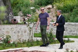 President Ilham Aliyev reviewed new buildings of “Yasaman” Hotel in Shusha