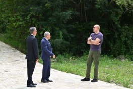 President Ilham Aliyev reviewed new buildings of “Yasaman” Hotel in Shusha