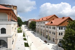 President Ilham Aliyev reviewed progress under public-private partnership project on Garabagh Street in Shusha