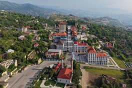 President Ilham Aliyev reviewed progress under public-private partnership project on Garabagh Street in Shusha