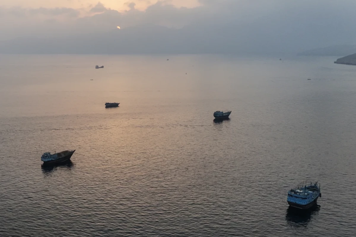 Iran declares Strait of Hormuz closed after firing warning shot at vessel