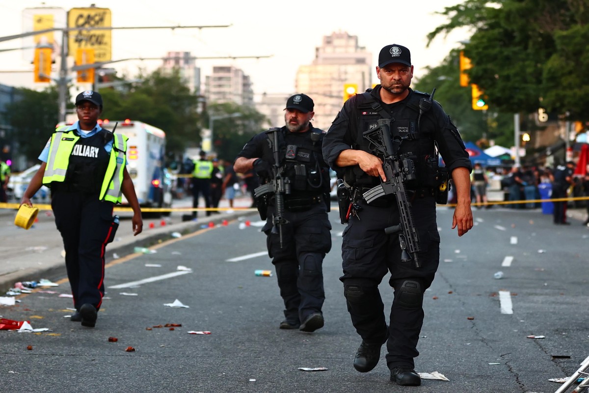 Toronto active shooter incident leaves 5 people injured, 2 dead, police say