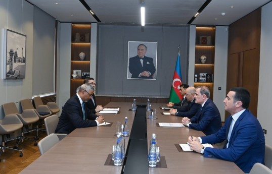 Azerbaijan FM Jeyhun Bayramov meets with WCO Secretary General