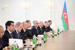President Ilham Aliyev held expanded meeting with Slovak President in Shusha - PHOTO 
