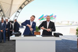 Azerbaijani and Slovak Presidents review reconstruction work in Aghdam's Bash Garvand village - PHOTO 