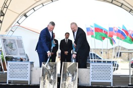 Azerbaijani and Slovak Presidents review reconstruction work in Aghdam's Bash Garvand village - PHOTO 