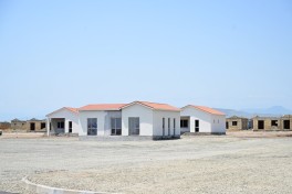 Azerbaijani and Slovak Presidents review reconstruction work in Aghdam's Bash Garvand village - PHOTO 