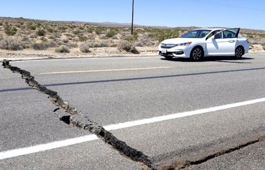 7.3-magnitude earthquake strikes off Mexico's coast