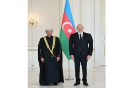 President Ilham Aliyev receives newly appointed Omani ambassador