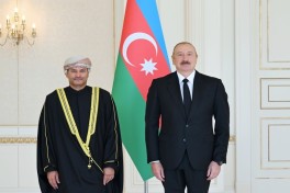 President Ilham Aliyev receives newly appointed Omani ambassador