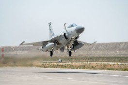 Azerbaijani Air Force pilots conduct combat training flights with JF-17C, Su-25ML and L-39 aircraft - PHOTO 