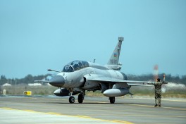 Azerbaijani Air Force pilots conduct combat training flights with JF-17C, Su-25ML and L-39 aircraft - PHOTO 