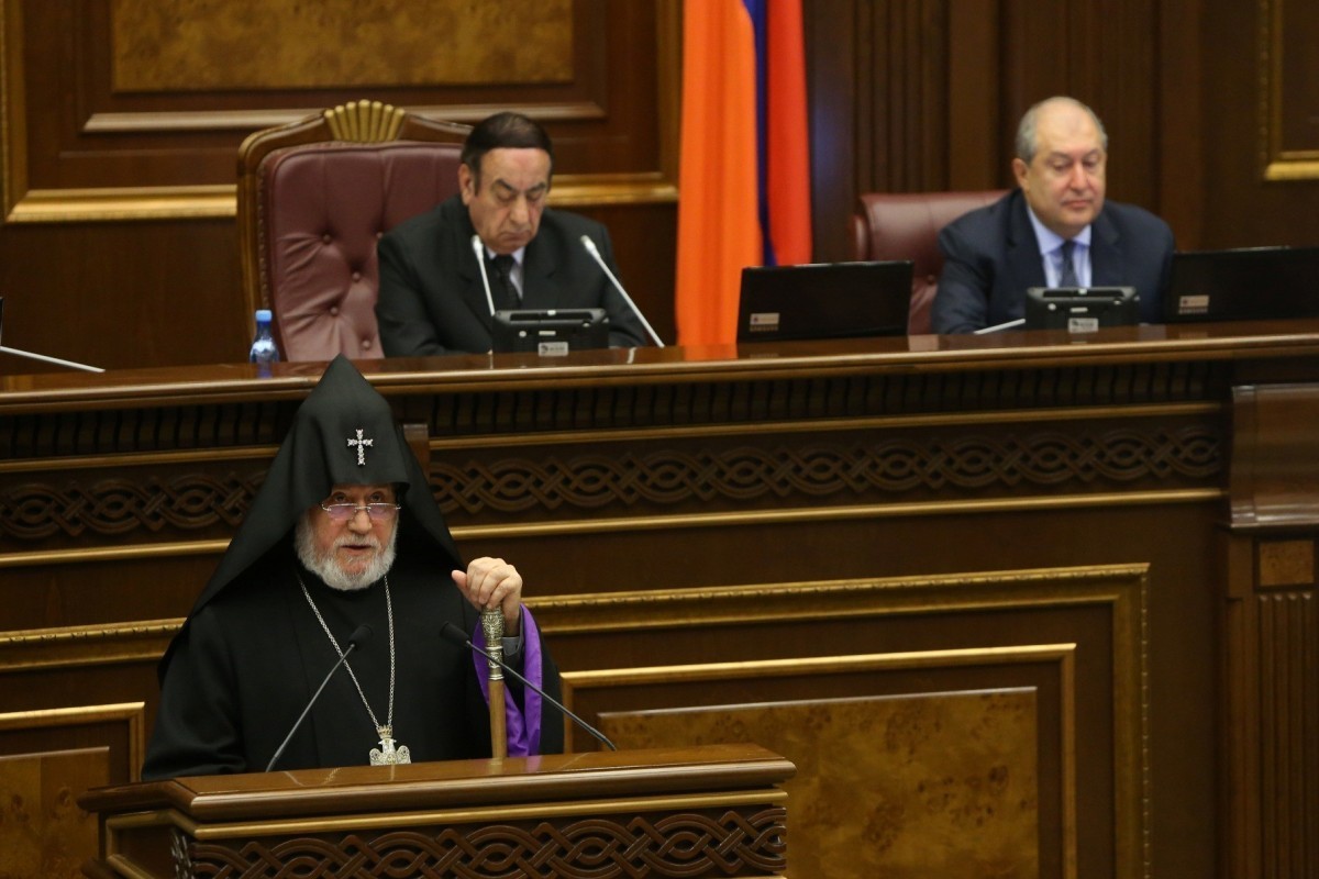 "Hraparak": Karekin II will not attend first session of new parliament for the first time