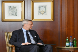 President Ilham Aliyev met with Chairman of Eastern Committee of German Economy Michael Harms
