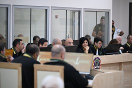 Prosecutors begin statements at appeal hearing on Arayik Harutyunyan and others' complaints - PHOTO 