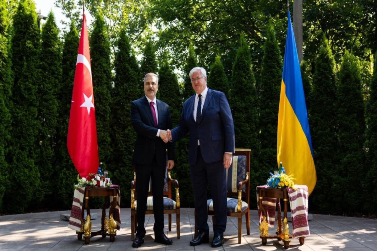 Turkish, Ukrainian foreign ministers discuss war, Black Sea security