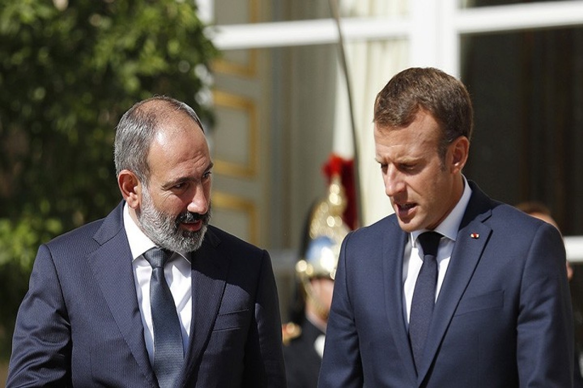 Pashinyan, Macron discuss Armenia-Azerbaijan peace process