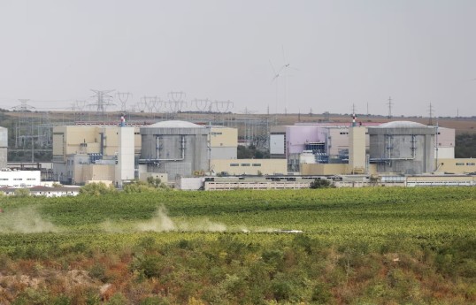 Record low water levels force nuclear output cuts in Hungary and Romania
