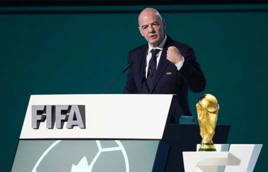 Fifa says 'nobody selling football' as plan continues