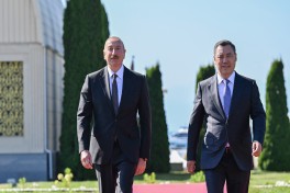 Official welcome ceremony was held for President Ilham Aliyev in Cholpon-Ata