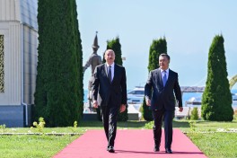 Official welcome ceremony was held for President Ilham Aliyev in Cholpon-Ata