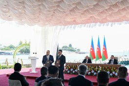 Azerbaijan and Kyrgyzstan exchanged the documents signed